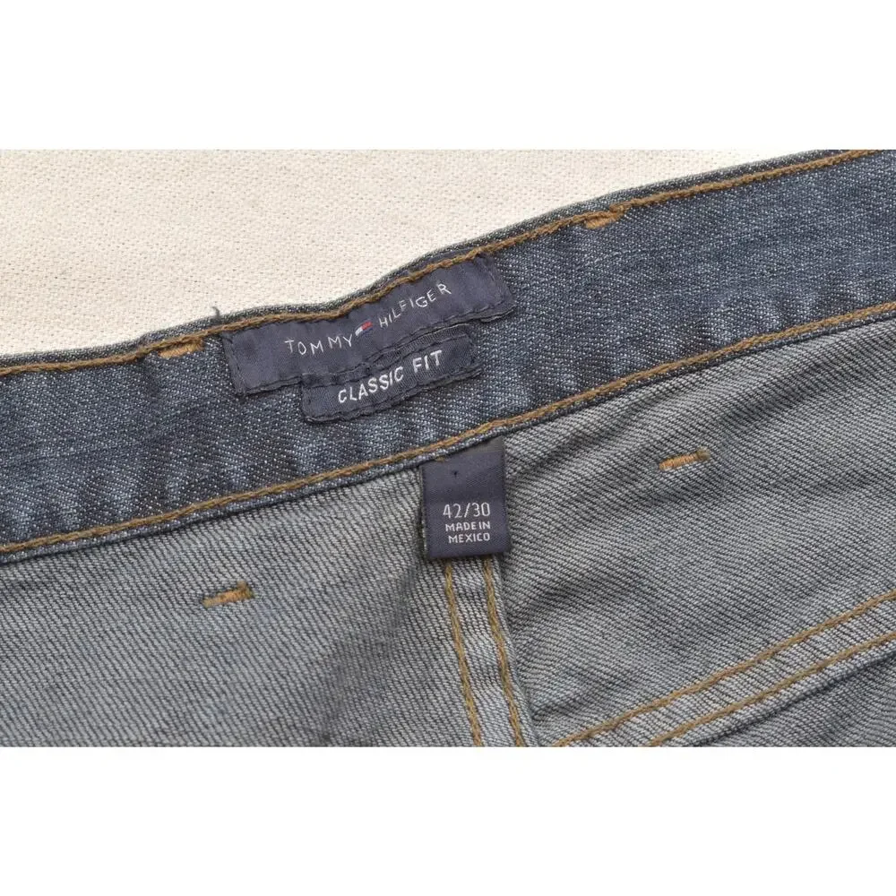 Tommy Hilfiger Classic Fit Jeans Mens 42x30 Blue Wash Denim Straight Leg Cotton